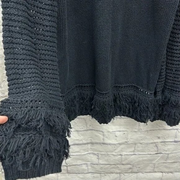 Chaser Sweater Womens Size Medium Black Pullover Fringed Bell Sleeves Chic Boho - Picture 7 of 10